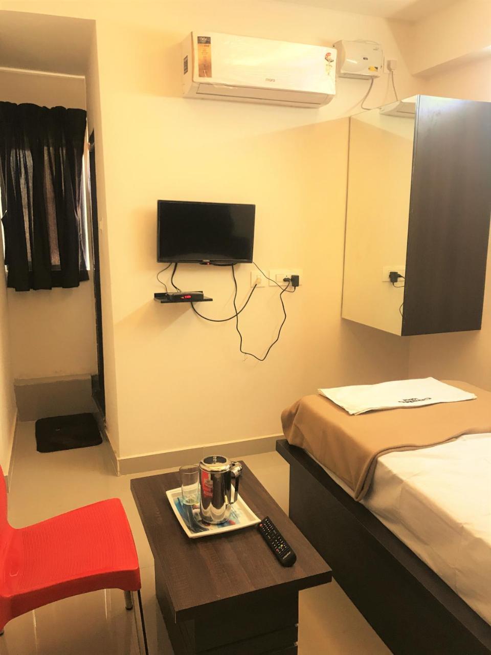 Cosmo Lodge Mangaluru Exterior foto