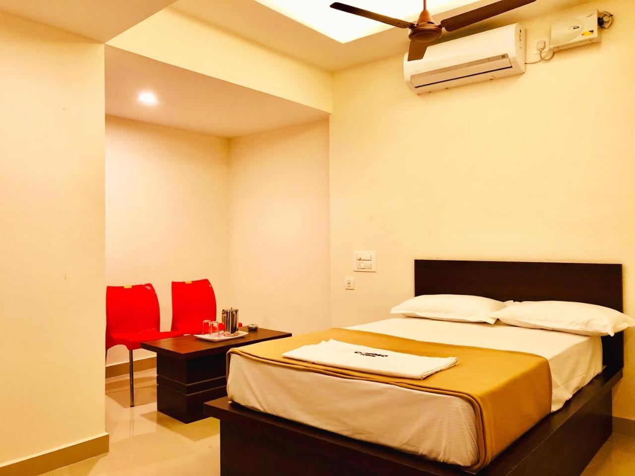 Cosmo Lodge Mangaluru Exterior foto